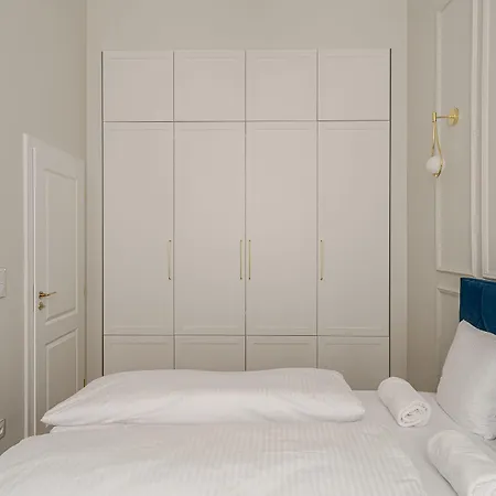 Rentplanet - Jana Pawla Ii Apartamento